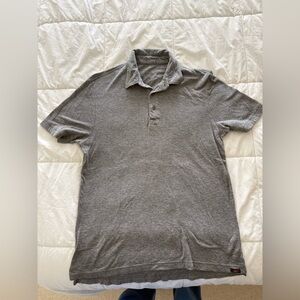 Men’s Faherty polo shirt. Good condition, pilled